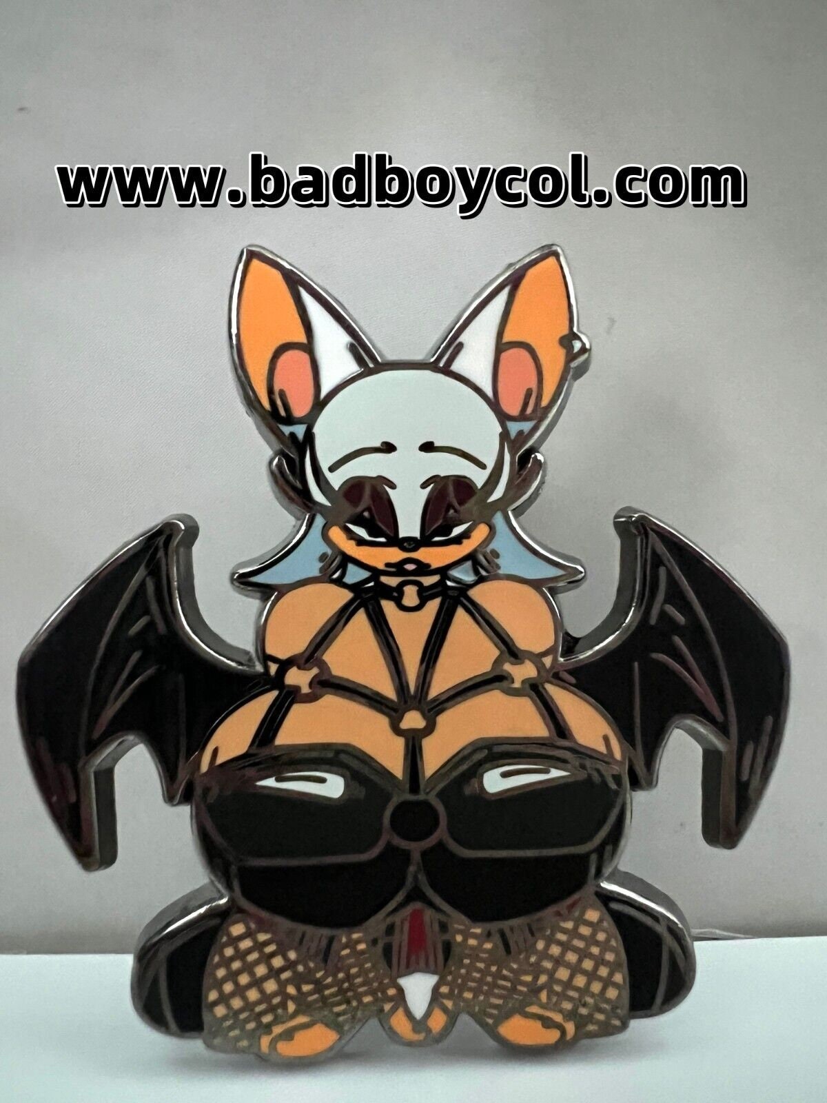 Original Gothic Rouge the Bat Hard Enamel pins